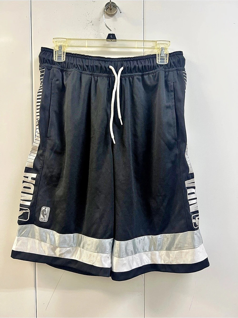 NBA Men's Basketball Shorts Black & Silver Size Large
